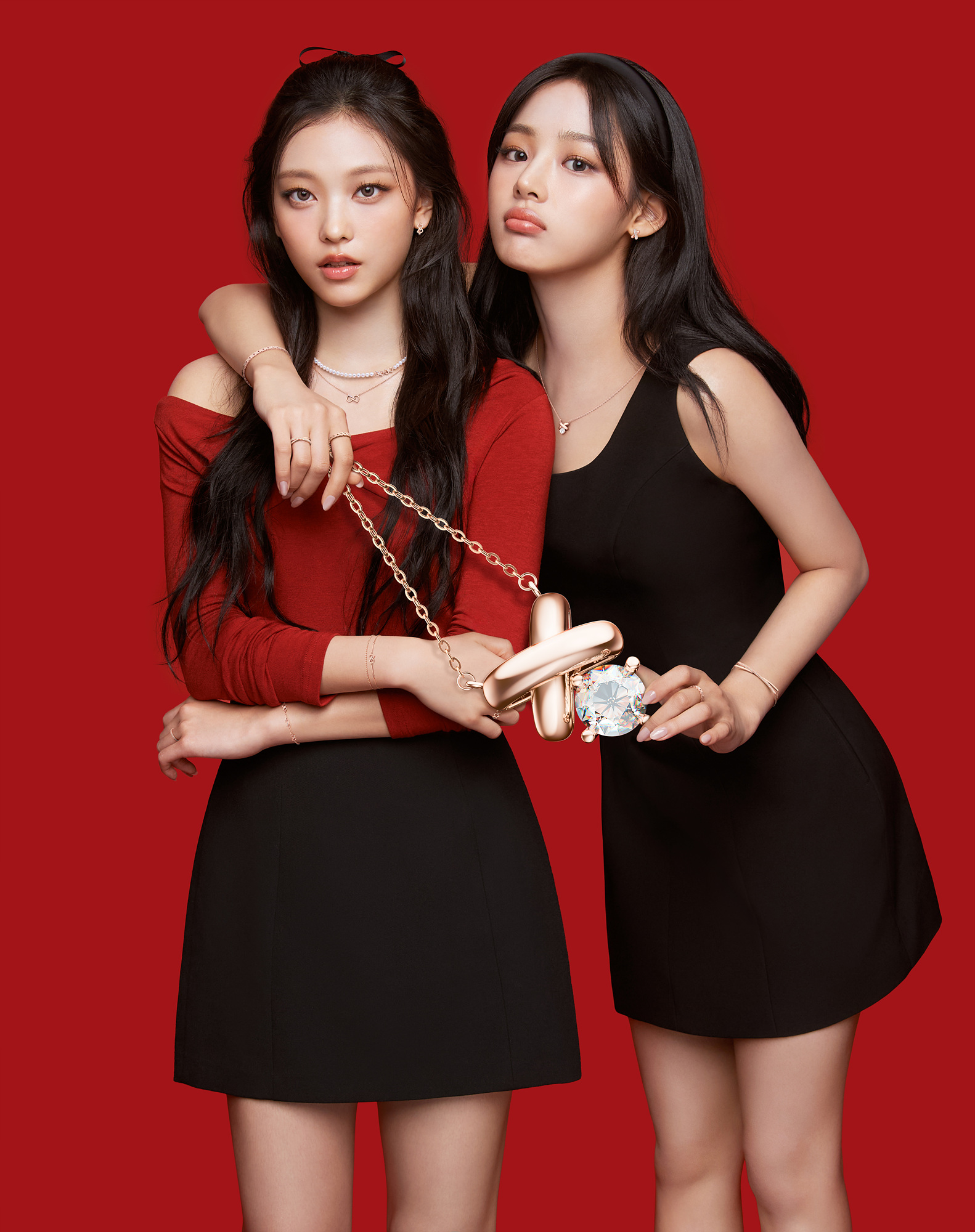 스톤헨지 X 뉴진스가 추천하는 '홀리데이 다이아 컬렉션'  1004-Image
